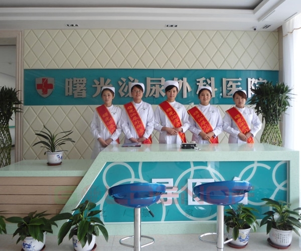 導醫臺最新效果圖,探索小巷中的醫療風情小店