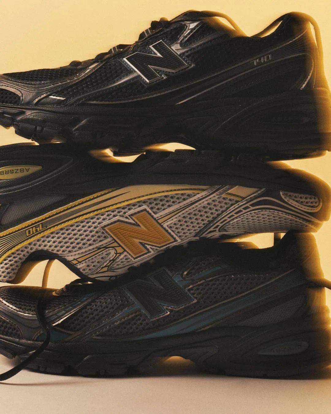 New Balance 2025最新款，時(shí)尚與科技的完美融合亮相！