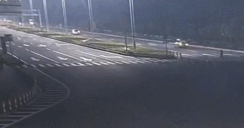 臺山最新交通事故報道