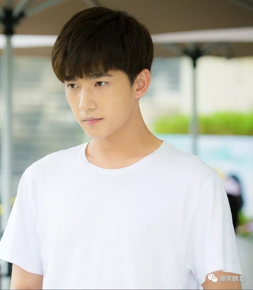 17年最新發型男,自然美景與內心寧靜的探索