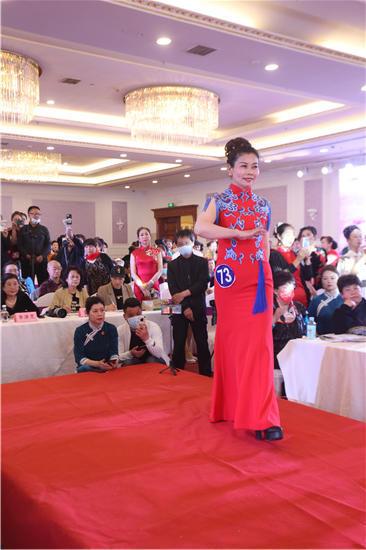 模特秀最新,自然美景中的內心寧靜之旅探索