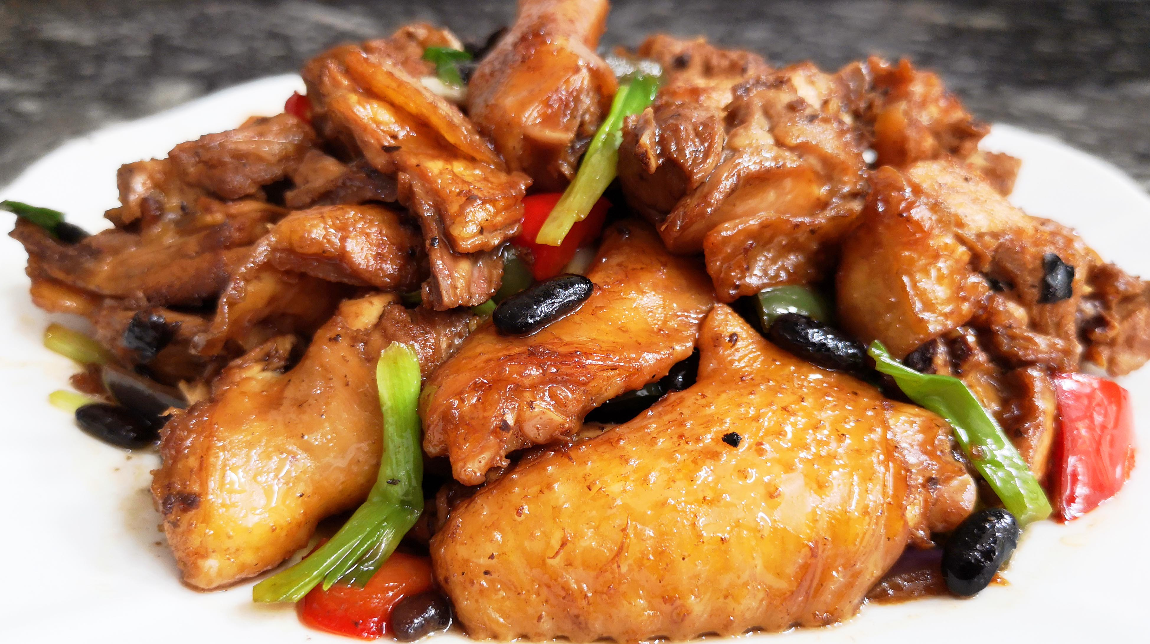 探索雞肉美食創新之旅，最新雞肉做法分享