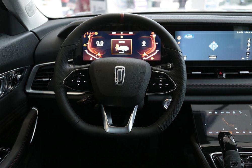 最新手機發布,小巷中的星辰科技樂園引領潮流