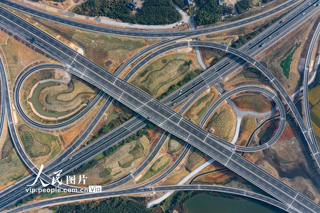 杭州繞城西復(fù)線最新動態(tài),日常旅程的溫馨瞬間