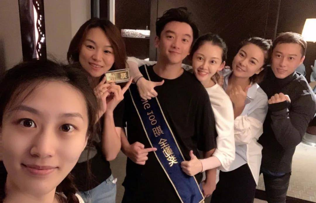 鄭愷最新跑男錄制,小巷深處的驚喜探索之旅