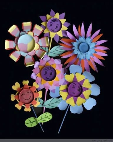 最新小孩兒創意紙杯機器人手工制作