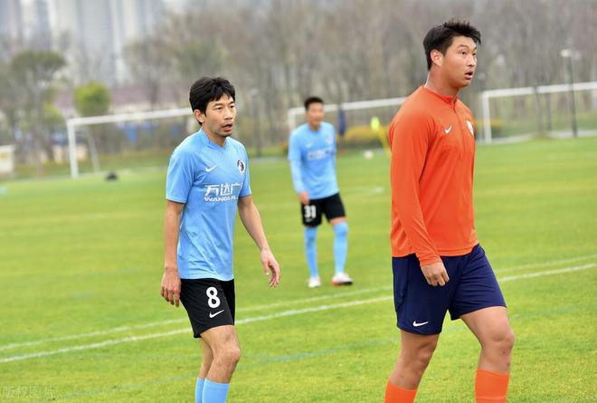 足球隊員最新動態(tài)與資訊火熱更新?????♂?