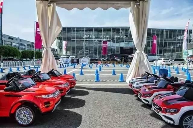 最新營銷新模式,創新與傳統的碰撞與挑戰