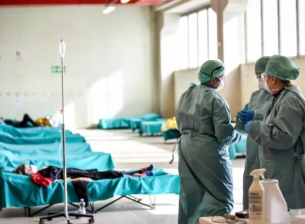 新冠疫情肺炎最新動態,城市中的溫情日常