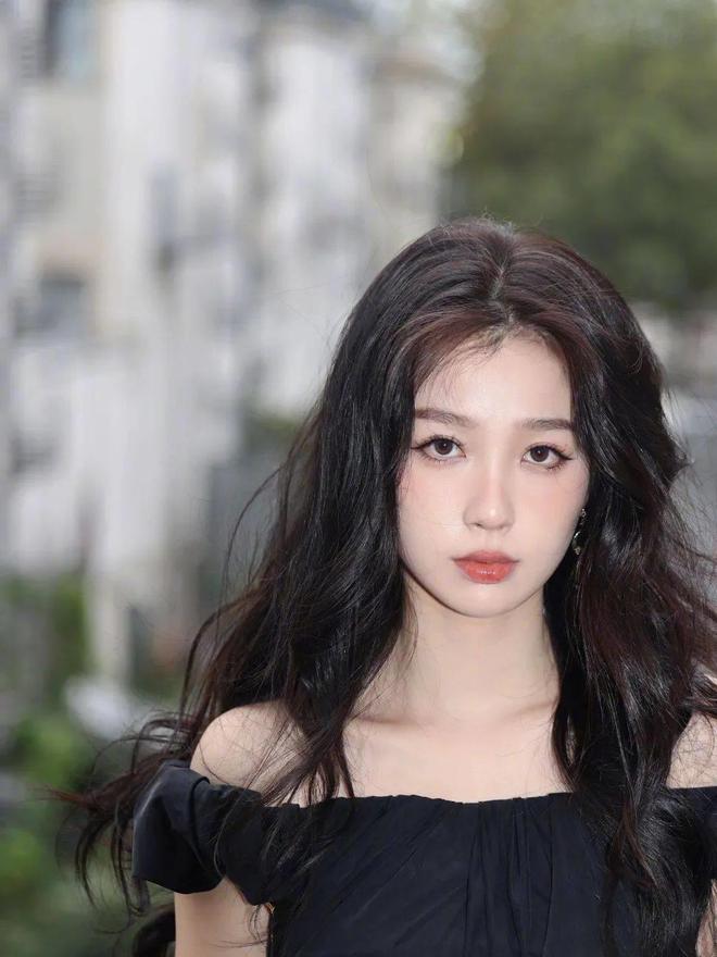 女明星最新發(fā)色引領時尚潮流