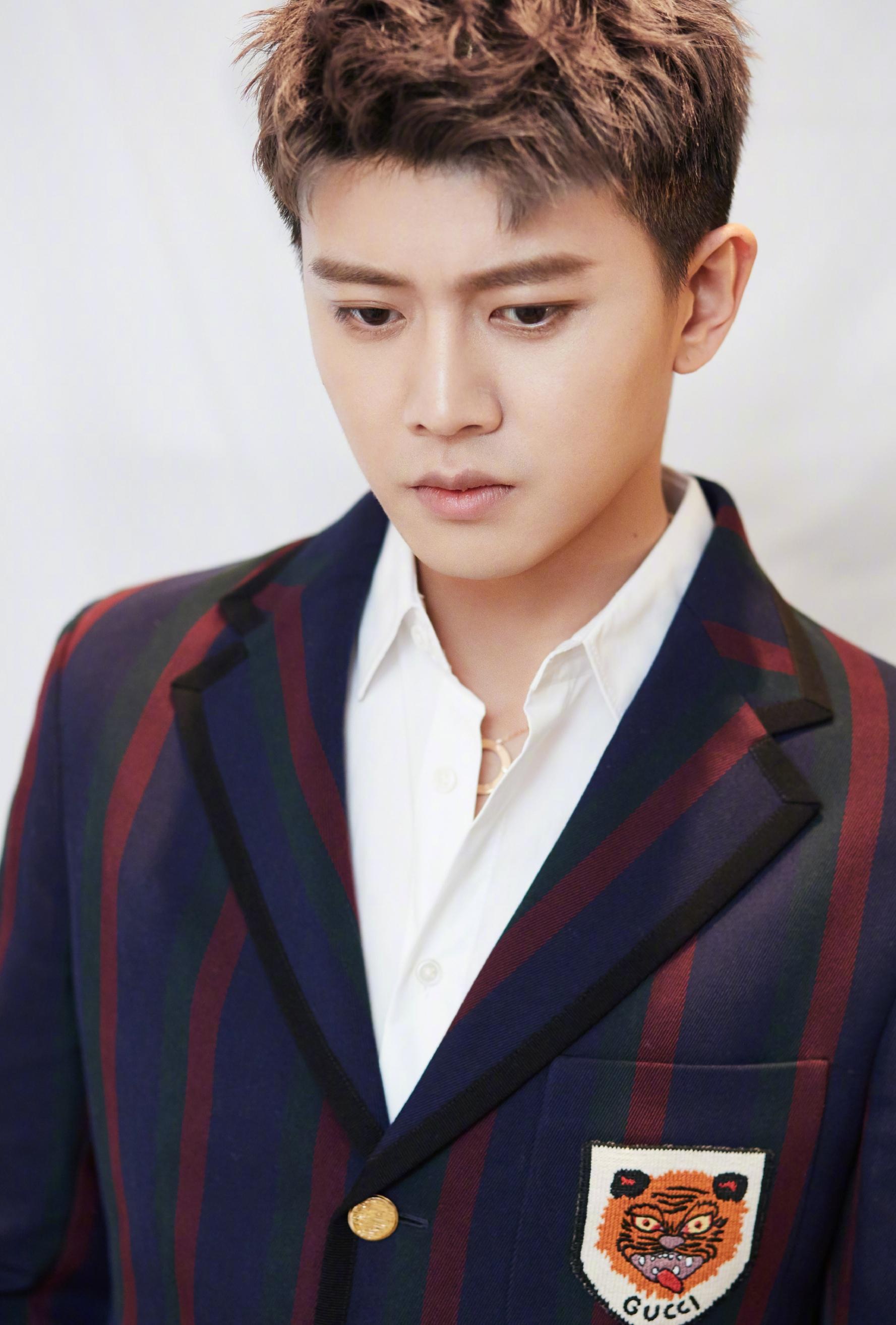 譚松韻任嘉倫最新動態揭秘,巷弄深處的獨特風味小店探索