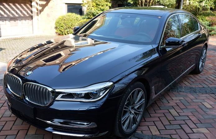 奔馳最新款車鑰匙揭秘,小巷中的隱藏寶藏