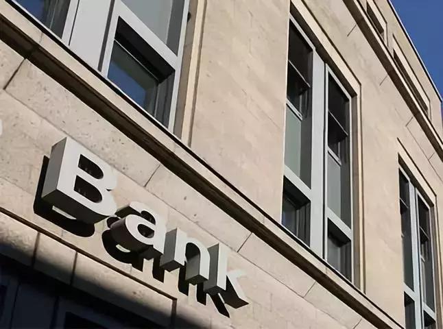 香港最新政策解讀與巷弄深處的獨特風味探索之旅