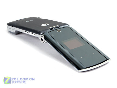 最新摩托羅拉翻蓋手機，紐帶與溫情的故事連接點