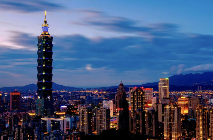 臺中市最新民調揭示,城市之聲與溫馨日常的民意動向