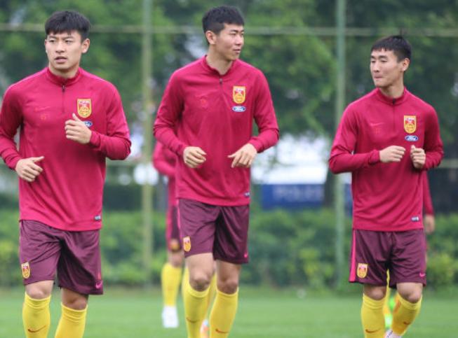 何超最新動態,全面指南——掌握關鍵信息與技能