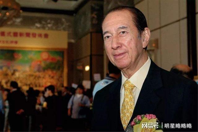 賭王何鴻燊最新照片,自然美景之旅的呼喚風(fēng)采展示